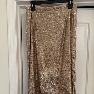 On 34th brand gold sequin midi skirt. Size medium.